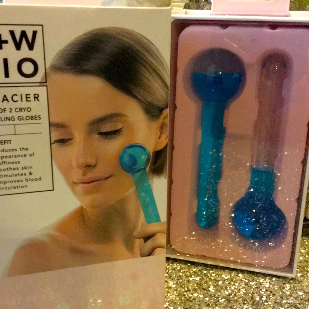 Glacier Set of 2 Cryo cooling globes- facials, NIB